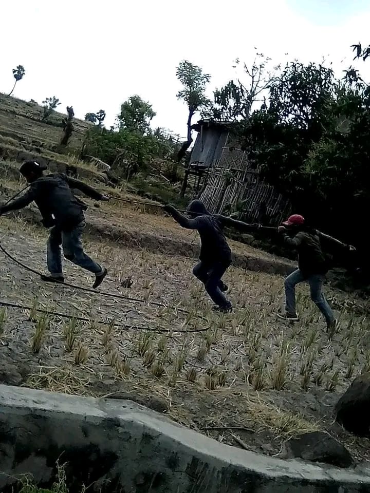 Pemasangan Tiang FO